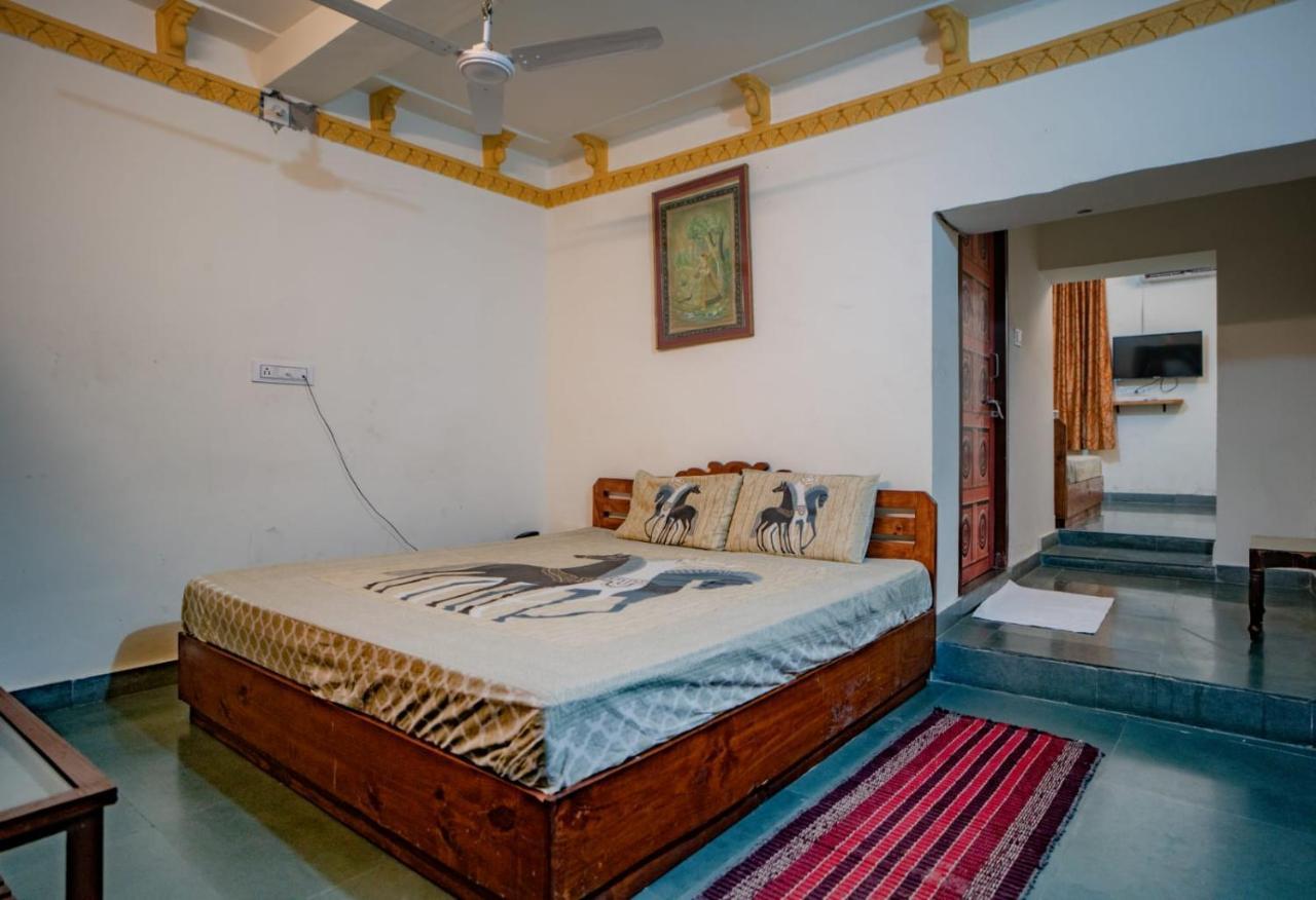 Hotel Ambavgarh Palace أُودايبور المظهر الخارجي الصورة