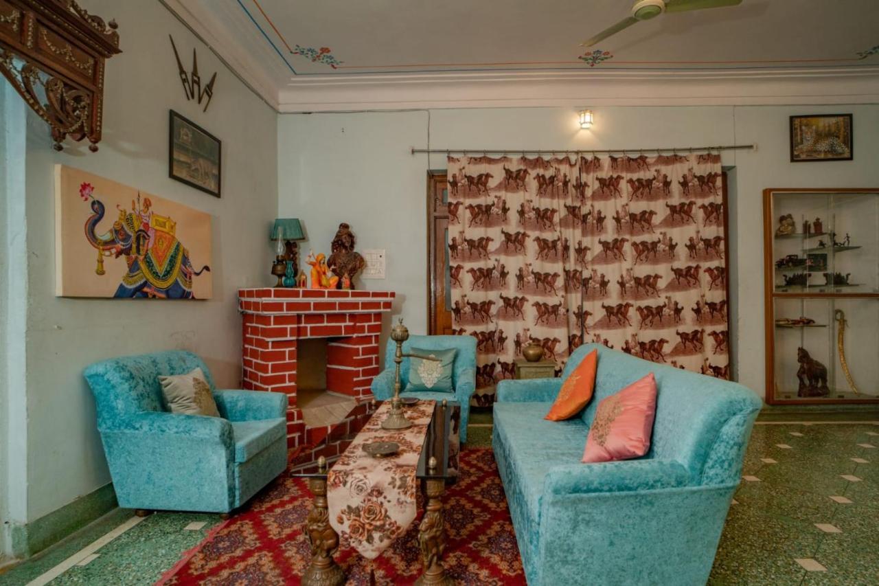 Hotel Ambavgarh Palace أُودايبور المظهر الخارجي الصورة
