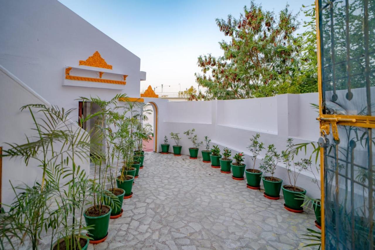 Hotel Ambavgarh Palace أُودايبور المظهر الخارجي الصورة
