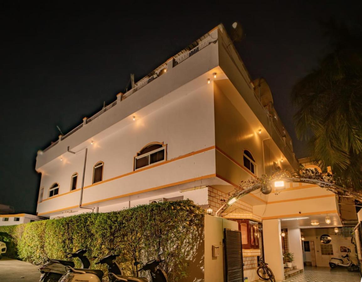 Hotel Ambavgarh Palace أُودايبور المظهر الخارجي الصورة