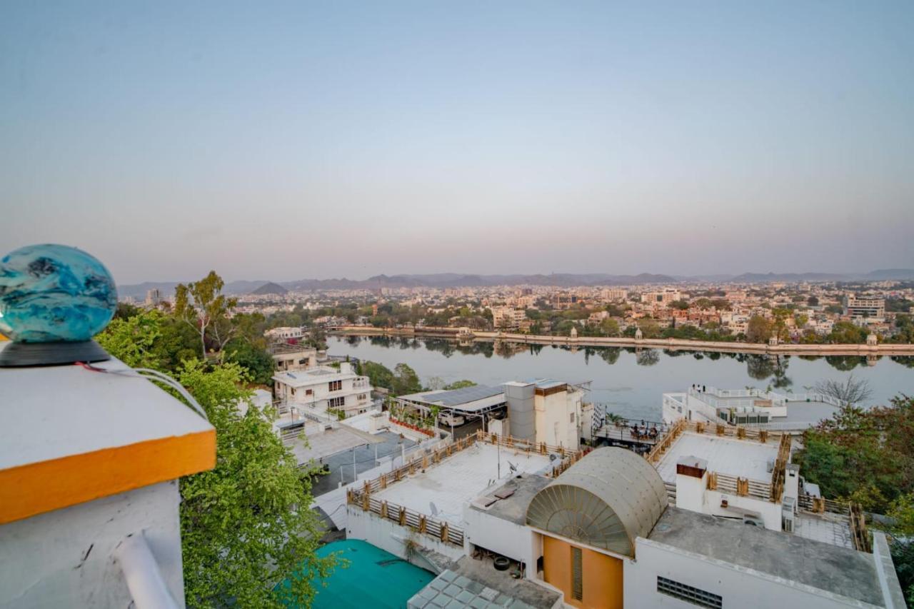 Hotel Ambavgarh Palace أُودايبور المظهر الخارجي الصورة