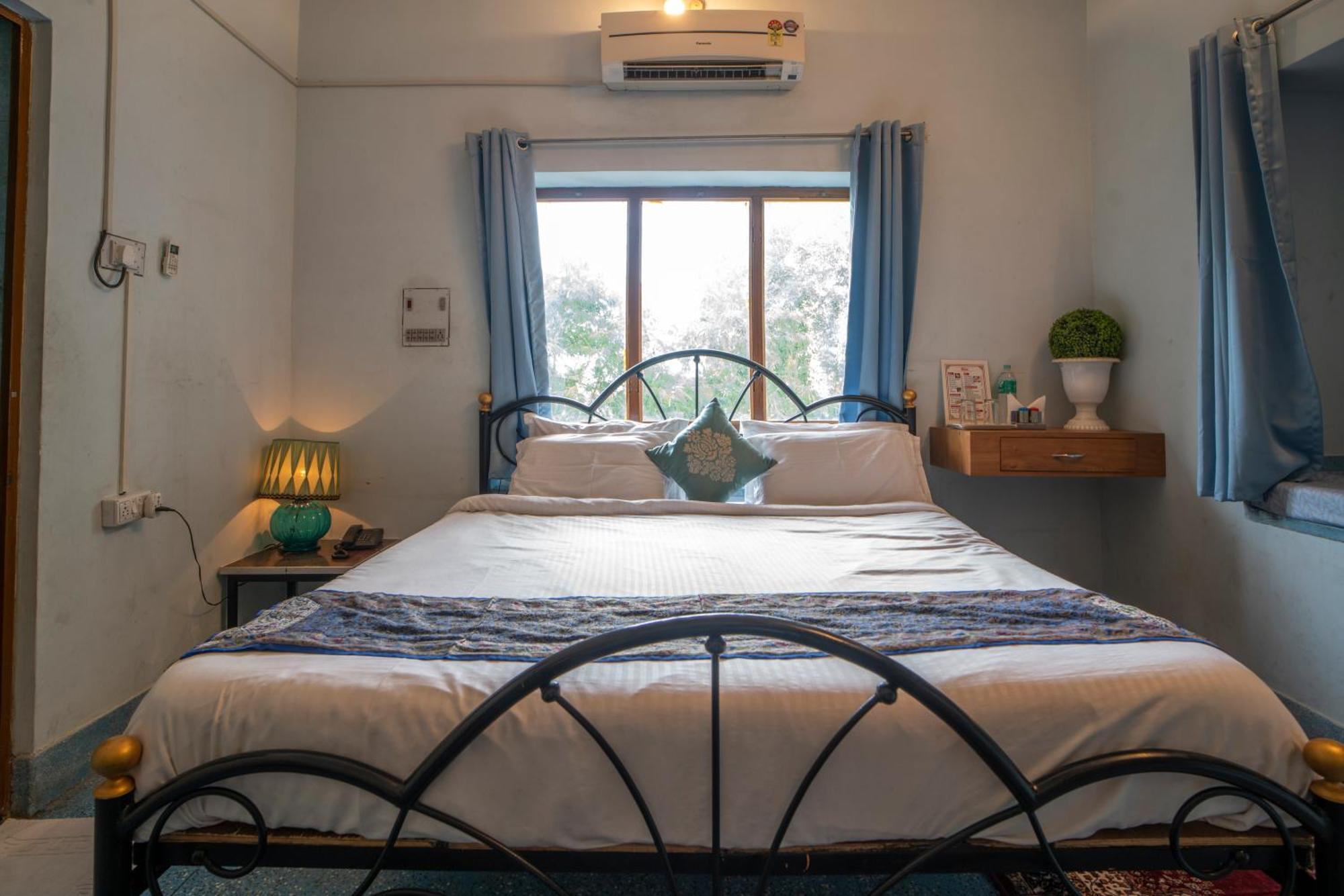 Hotel Ambavgarh Palace أُودايبور المظهر الخارجي الصورة