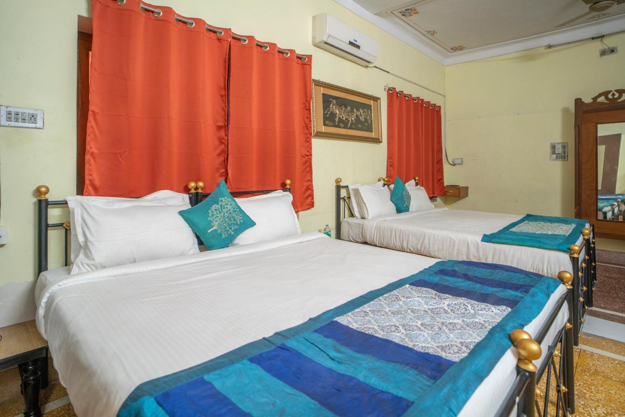 Hotel Ambavgarh Palace أُودايبور المظهر الخارجي الصورة
