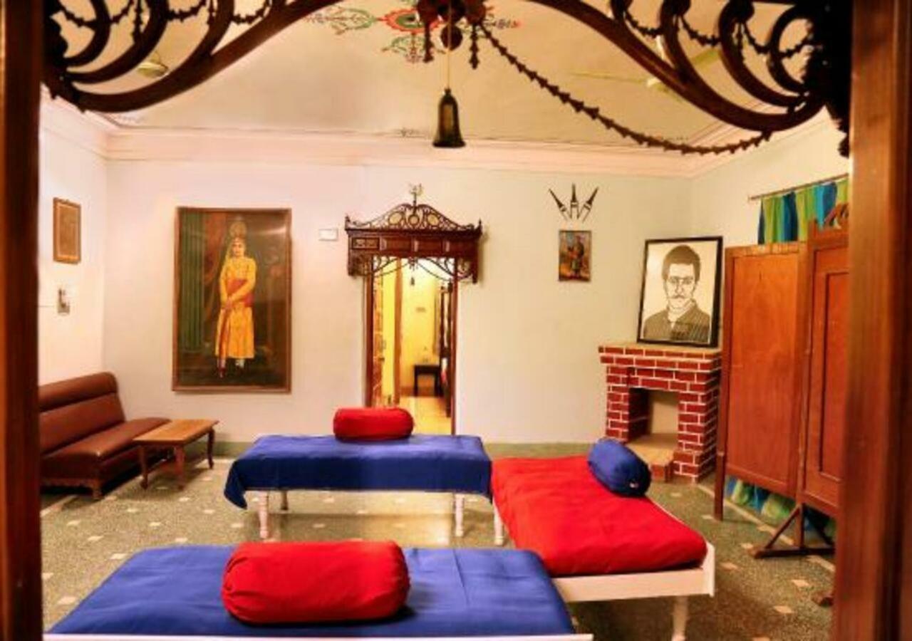 Hotel Ambavgarh Palace أُودايبور المظهر الخارجي الصورة